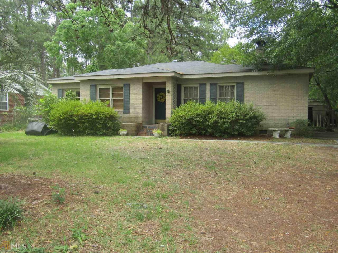 337 Jewell Dr - Photo 1