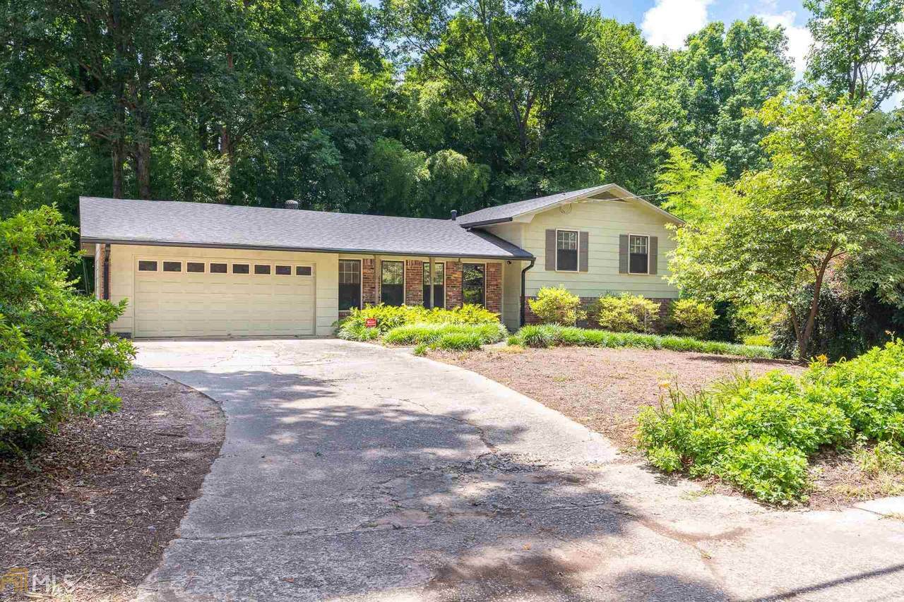 4036 Peachtree Rd - Photo 1