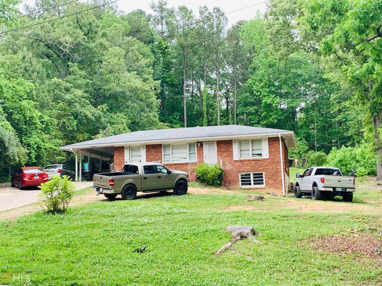 80 Hillcrest - Photo 1