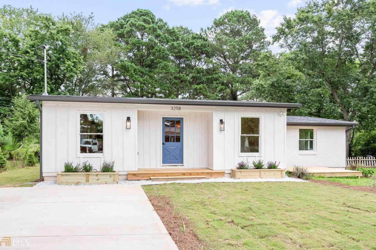 3258 Highland Dr - Photo 1