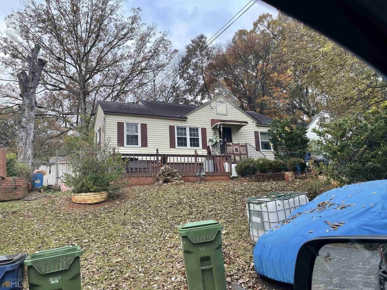 1685 Oak Knoll Circle - Photo 1