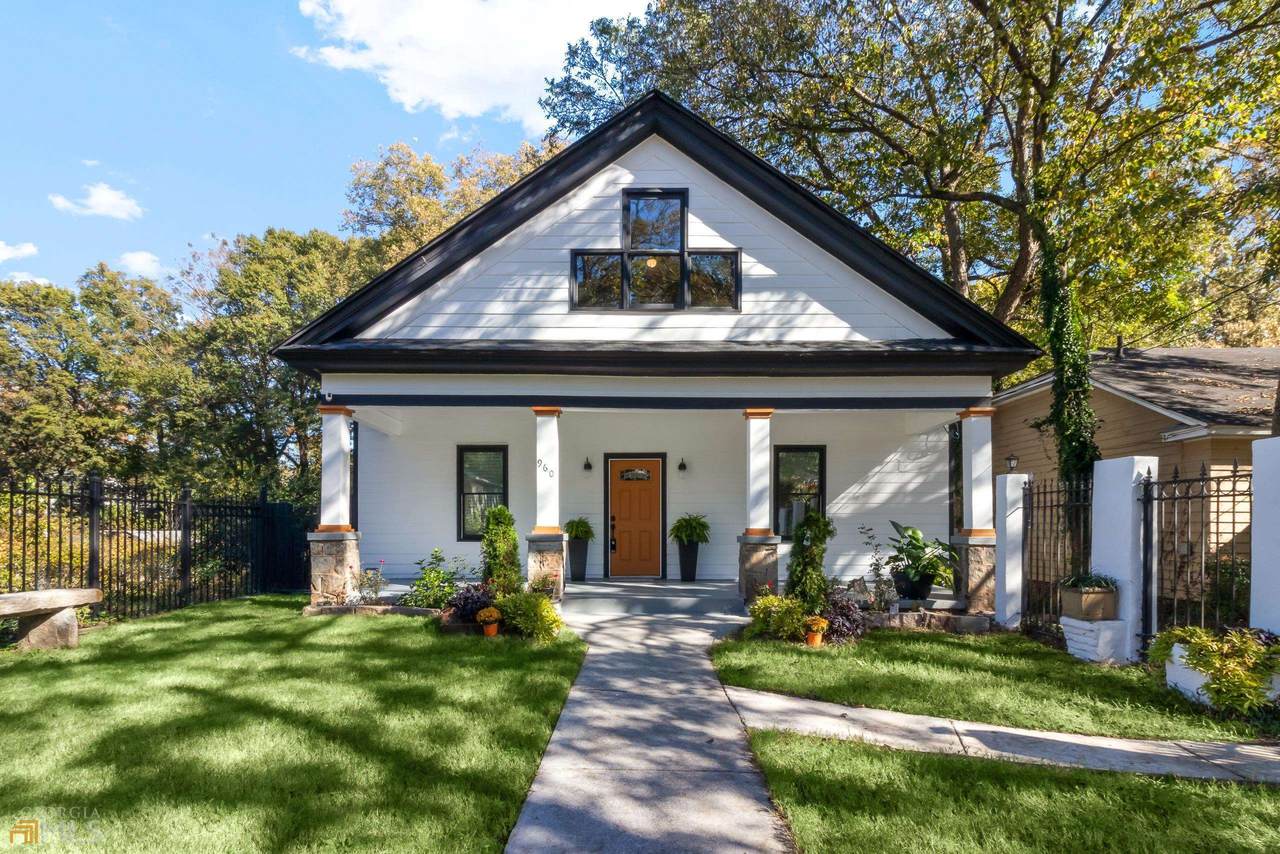 960 Allene Avenue - Photo 1