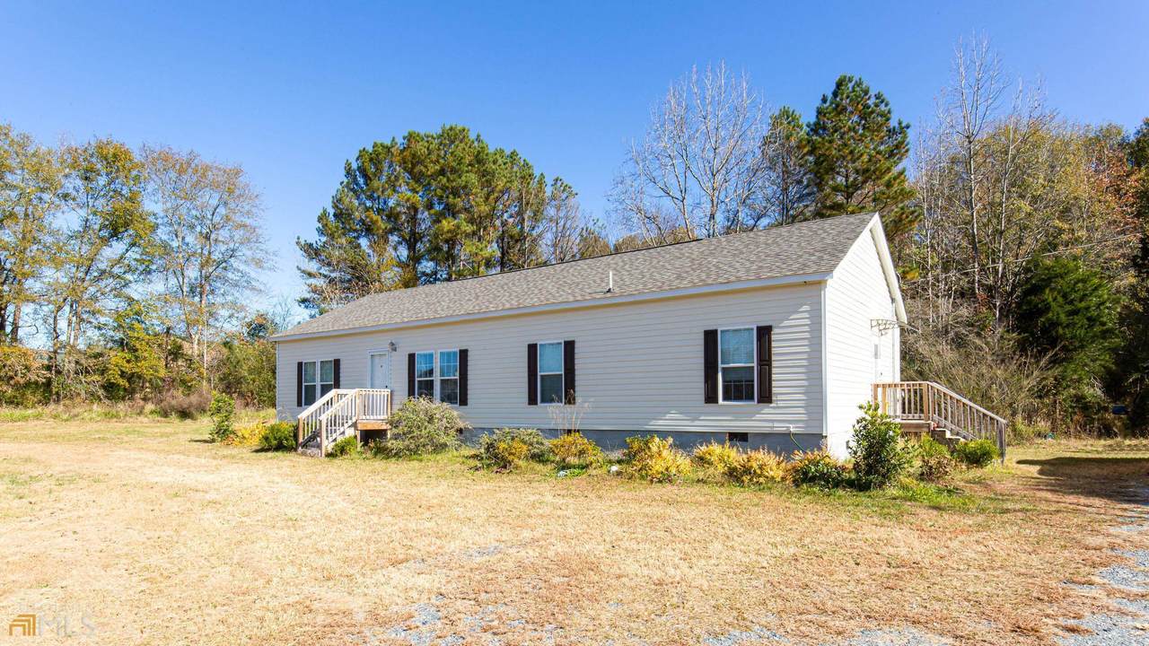 1449 Brownlee Road - Photo 1