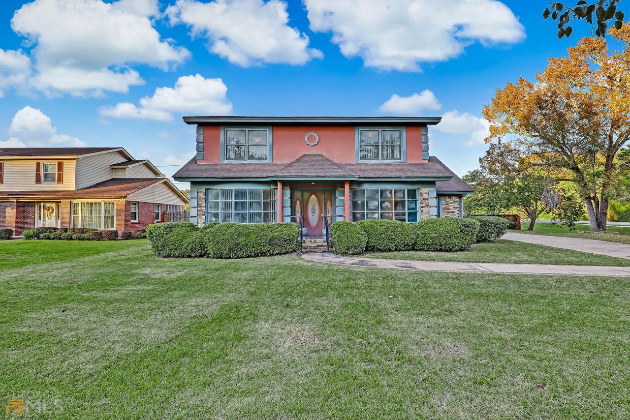 1402 Addie B Byers Drive - Photo 1