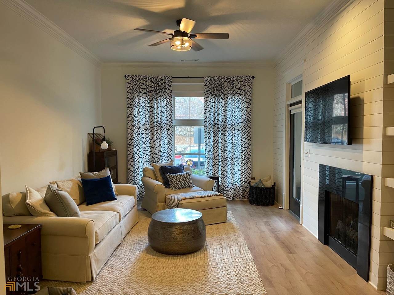 625 Piedmont Avenue - Photo 1