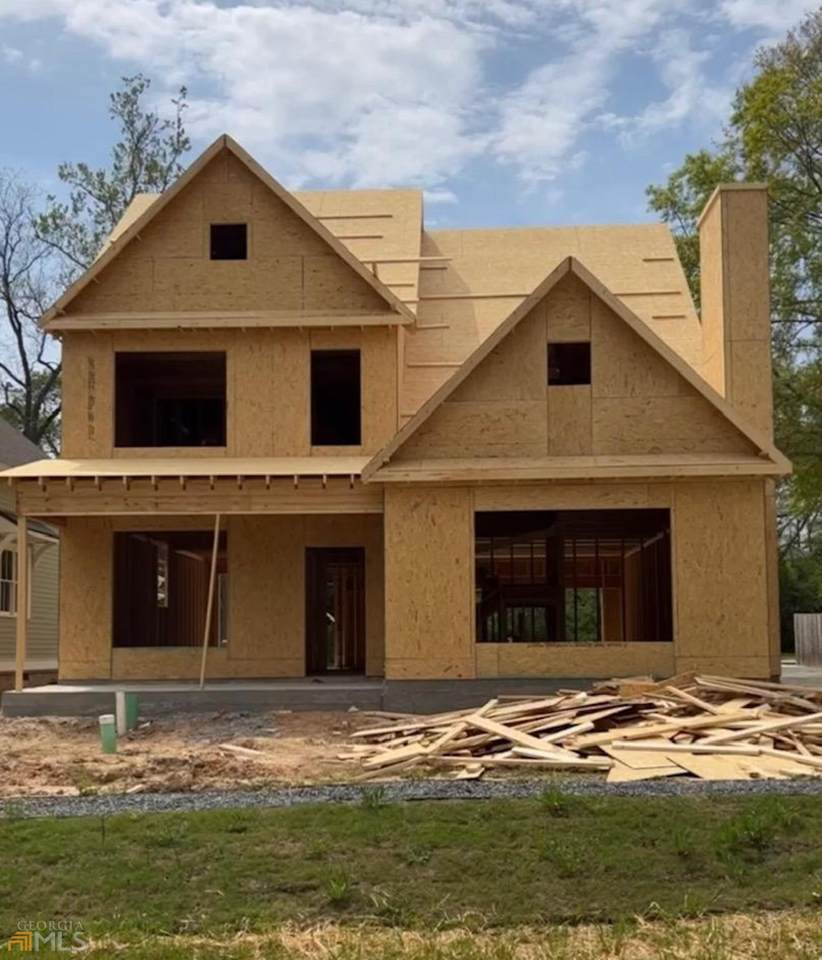 352 Davis Street - Photo 1