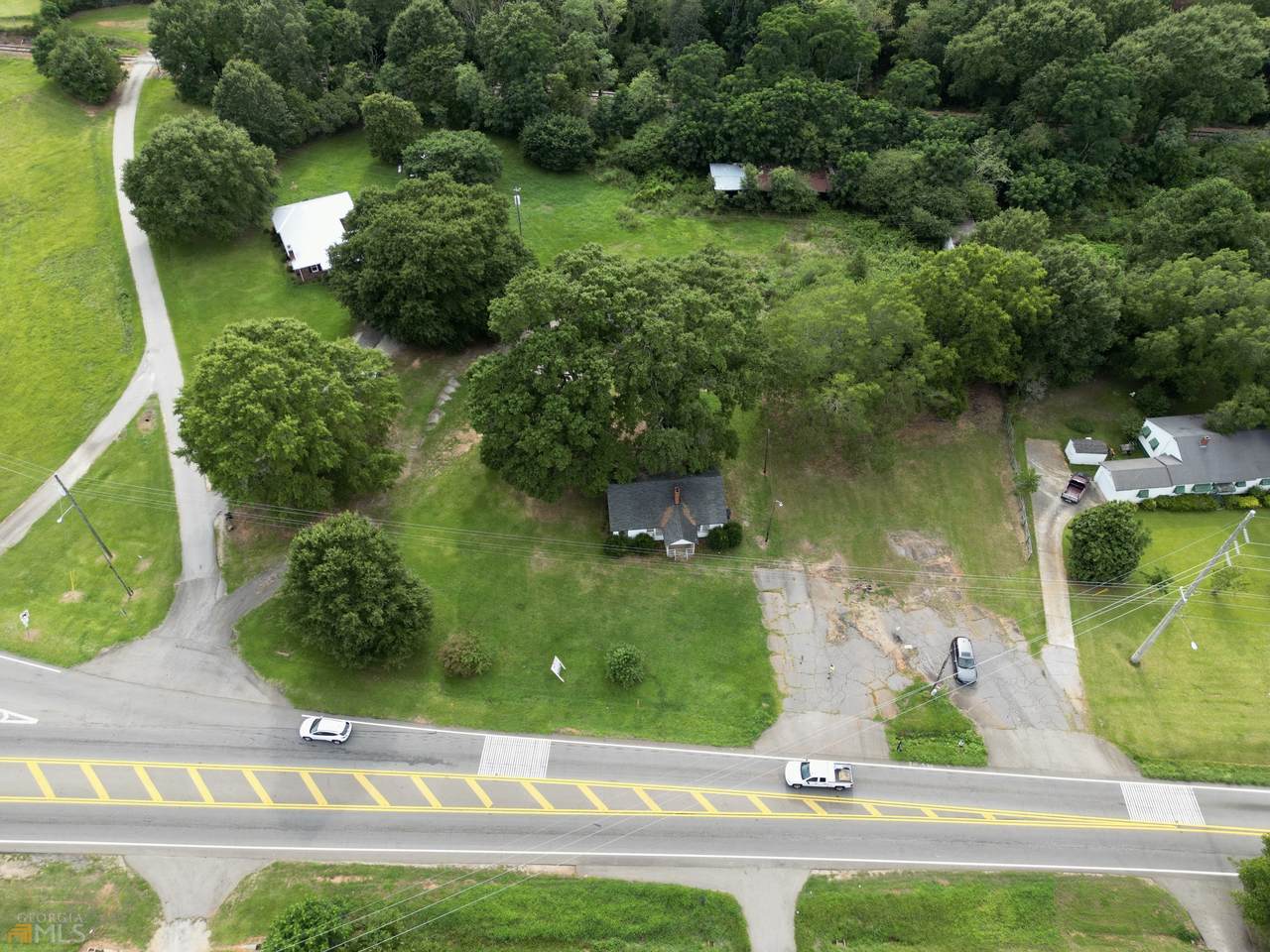 1511 Cherokee Road - Photo 1