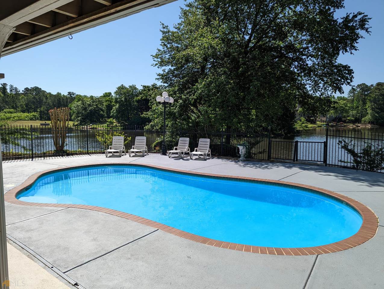 5355 Camden Lake Drive - Photo 1