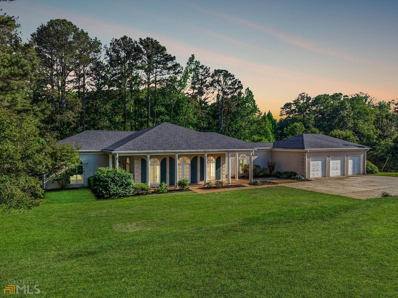 606 Roper Road - Photo 1