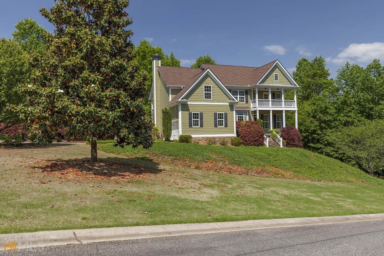 704 Carriage Way - Photo 1