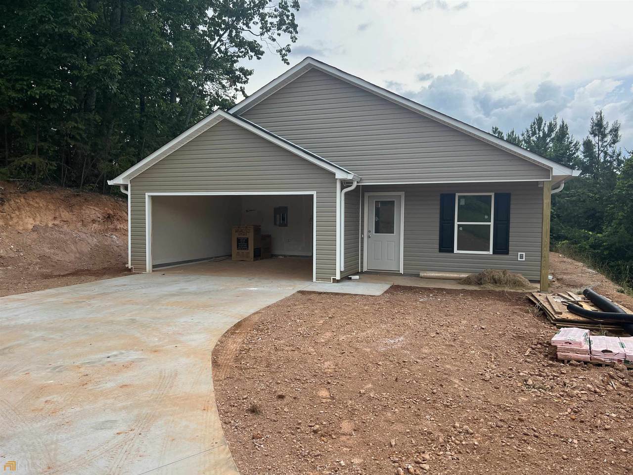 211 Russell Woods Drive - Photo 1