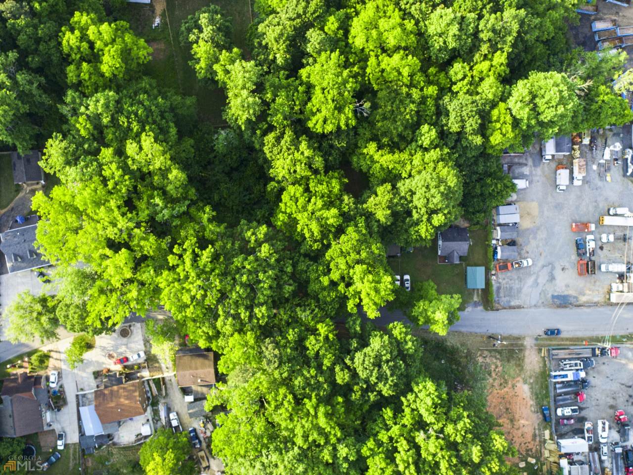 321 Carruth Drive - Photo 1