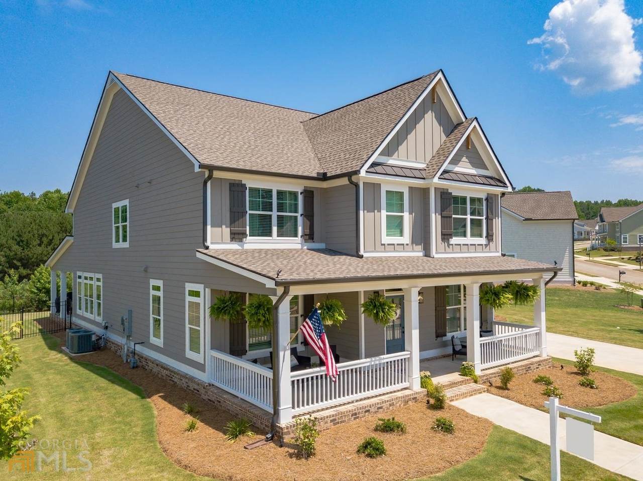 932 Clubside Drive - Photo 1