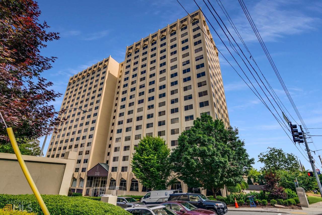 2479 Peachtree Road - Photo 1