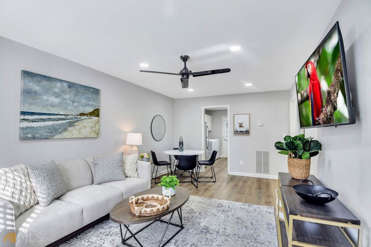 1734 Spring Road - Photo 1