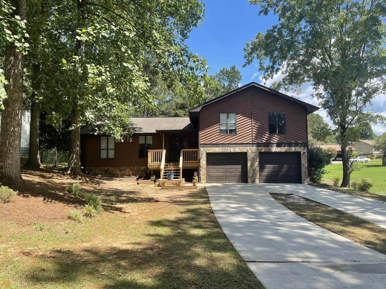 3911 Arbor Lane - Photo 1