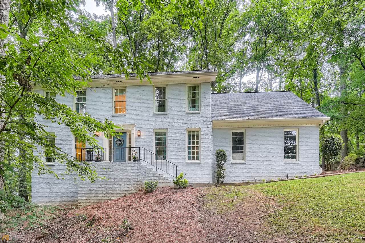 5697 Woodknoll Court - Photo 1