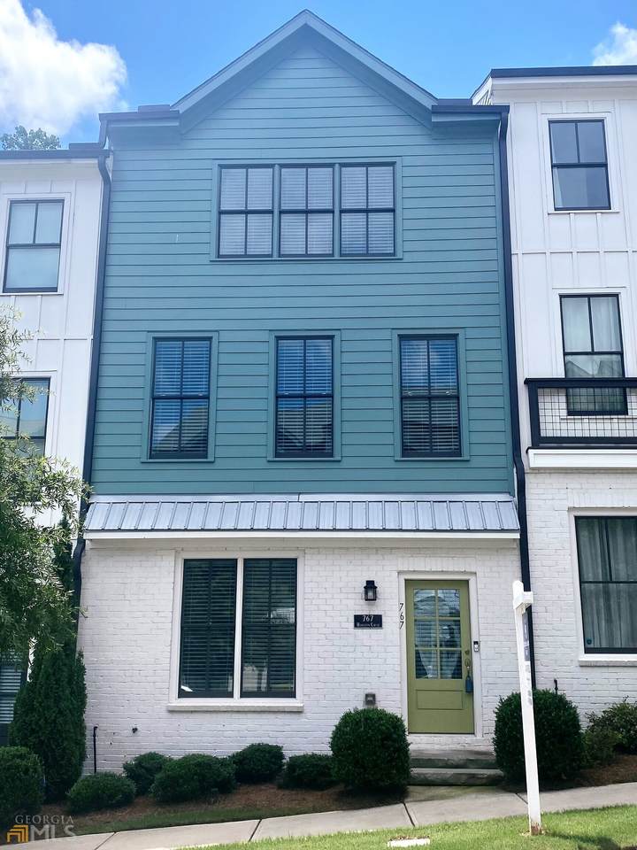 767 Hamilton Circle - Photo 1