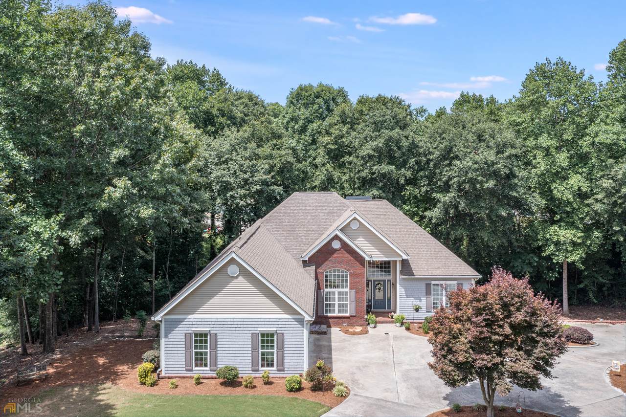 1704 Cove Point - Photo 1