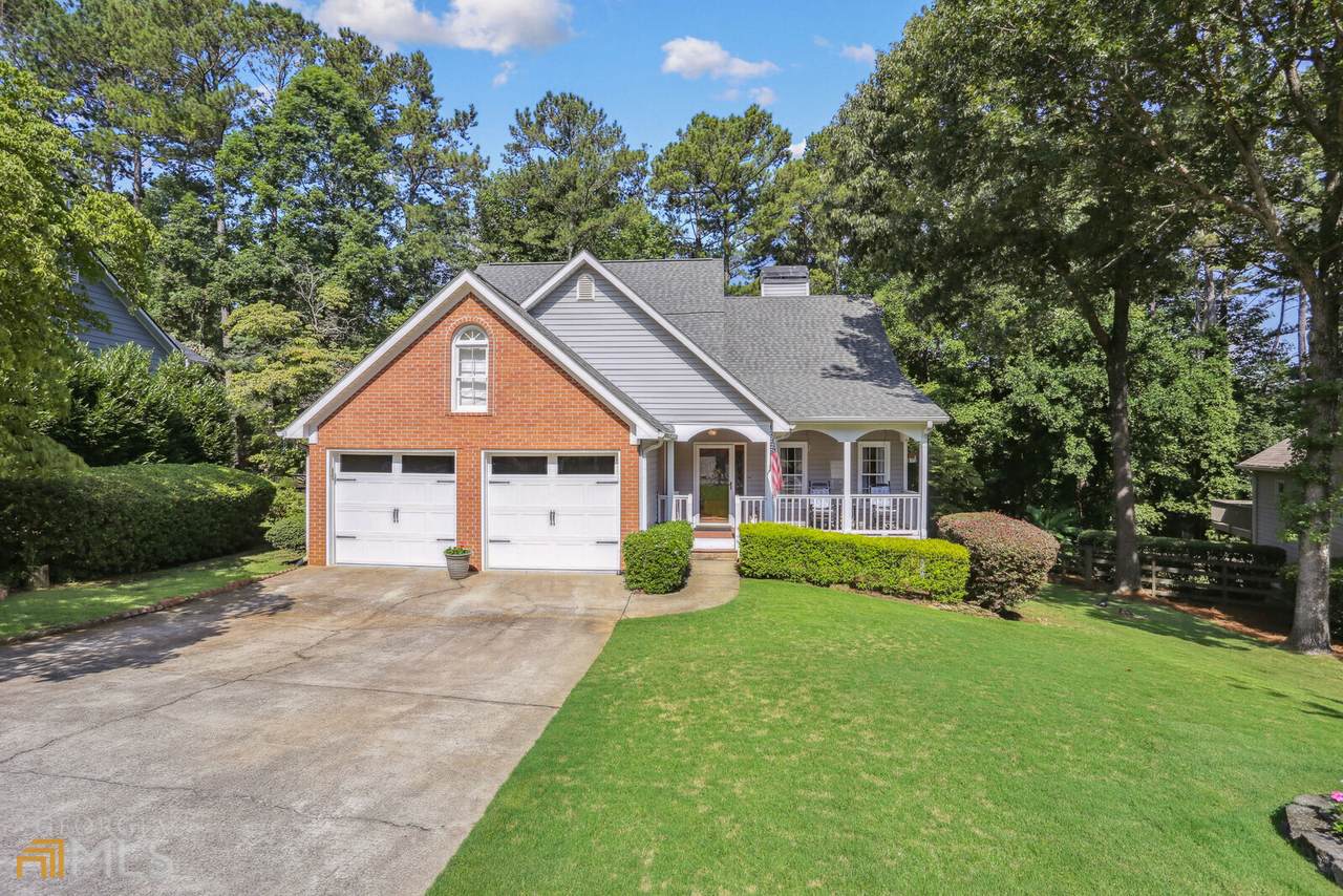 623 Wedgewood Drive - Photo 1