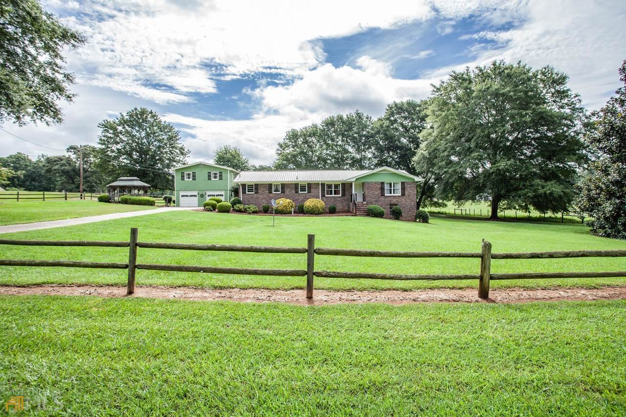 695 Center Point Road - Photo 1