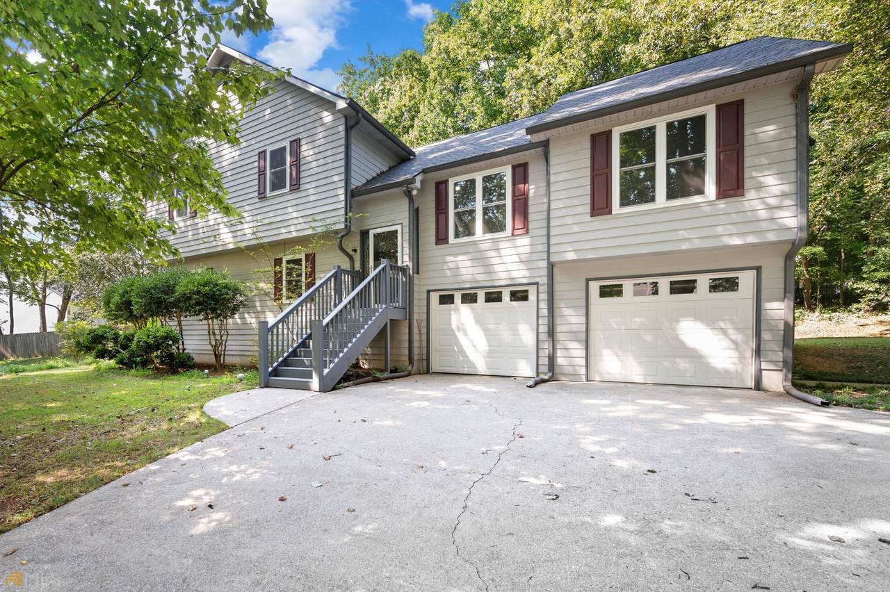 5090 Lakewood Way - Photo 1