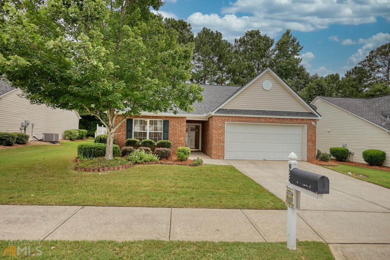 972 Village View Circle - Photo 1