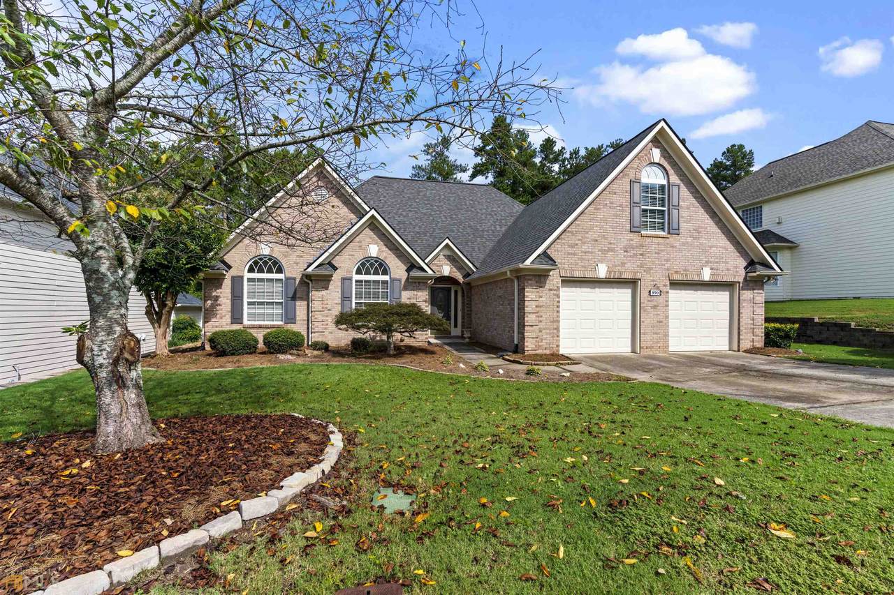 890 River Valley Drive - Photo 1