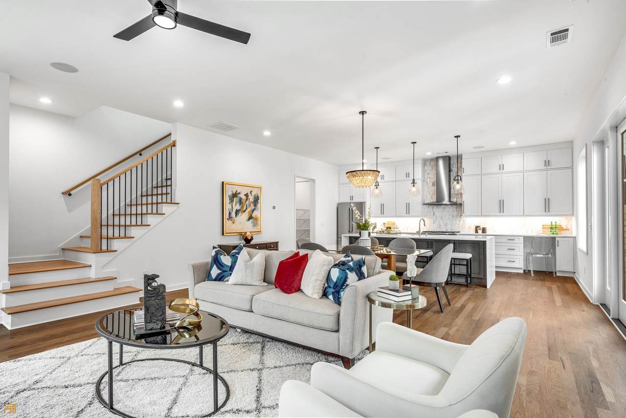 36 Walthall Street - Photo 1