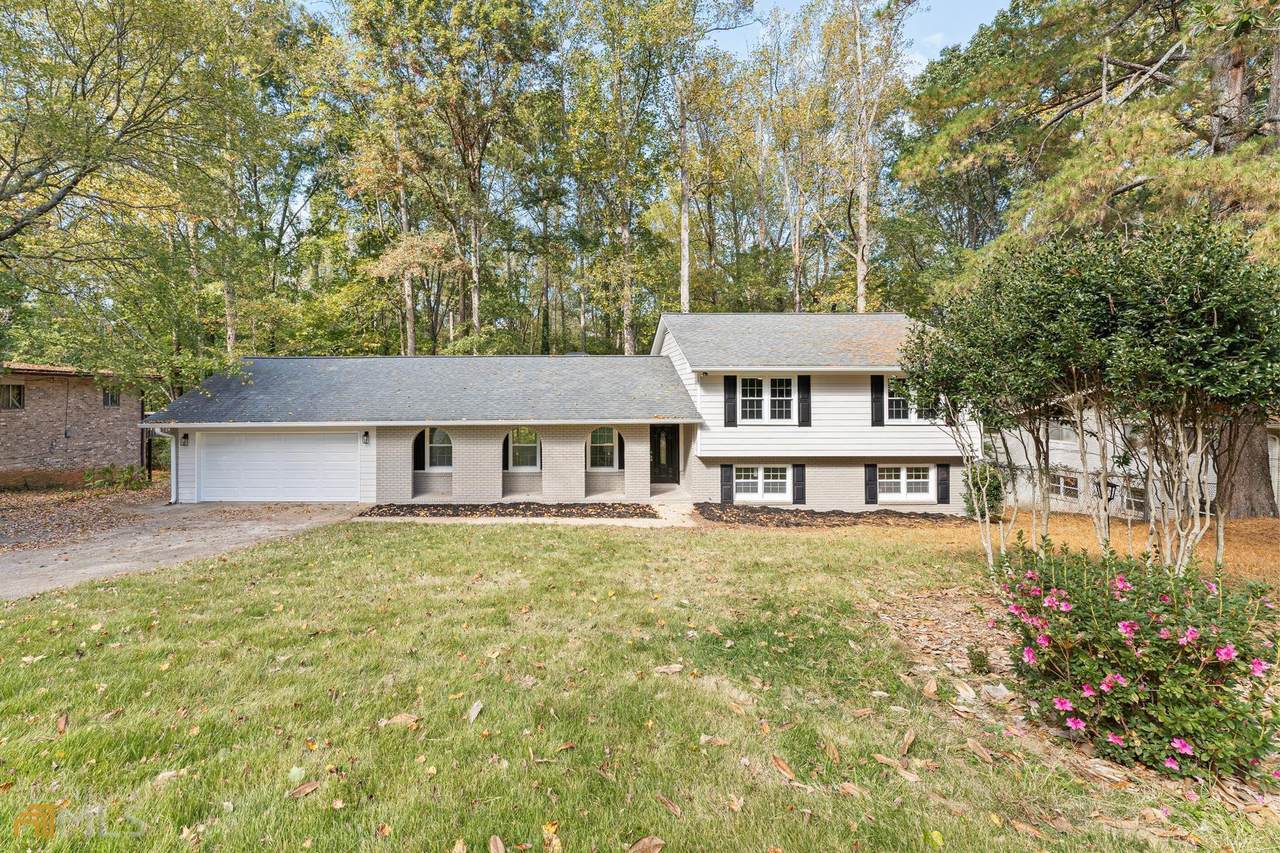 2853 Wright Drive - Photo 1