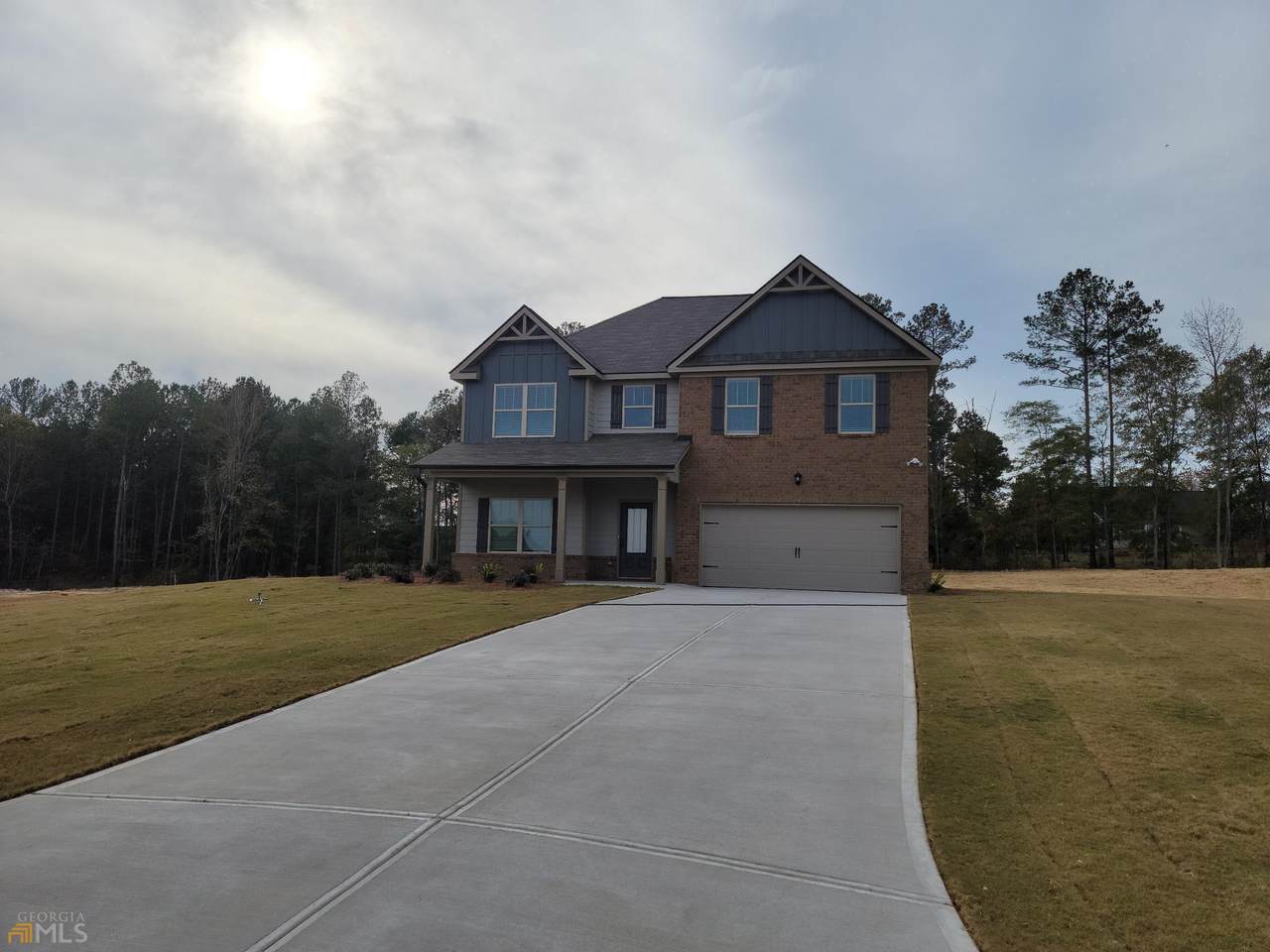 141 Huntsman Drive - Photo 1