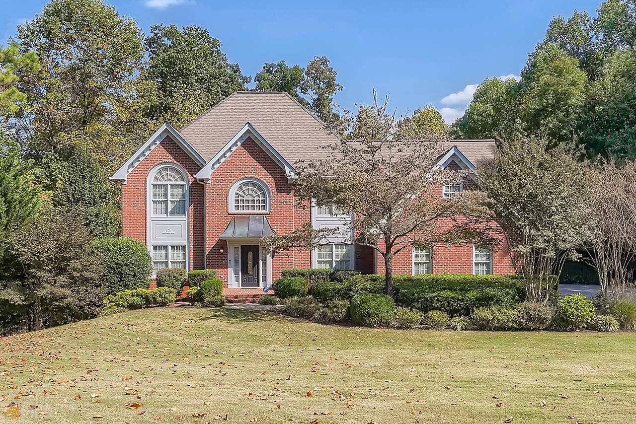 5502 Oakwood Drive - Photo 1
