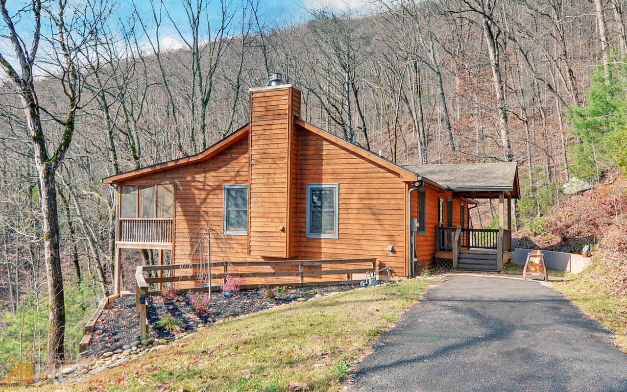 233 Eastview Lane - Photo 1