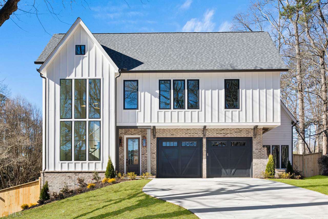 326 Hook Street - Photo 1