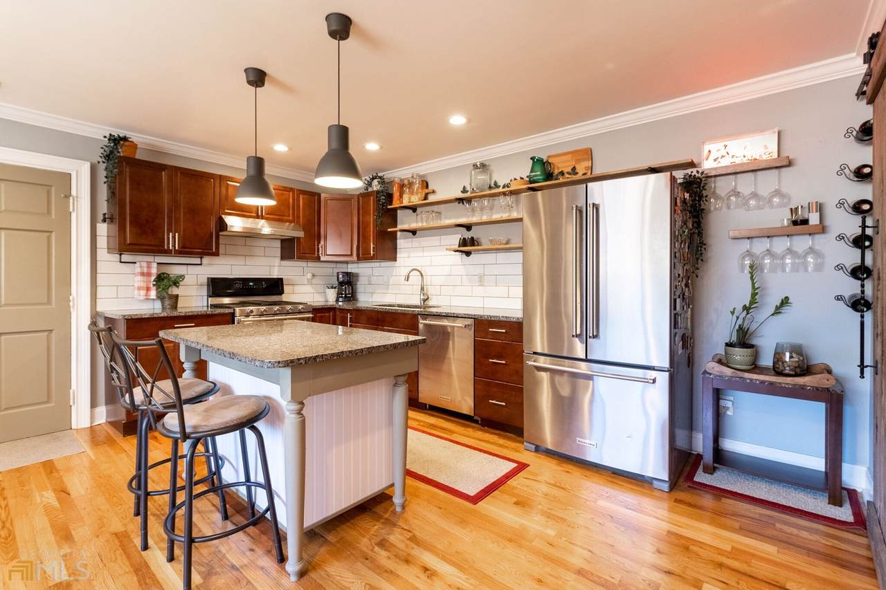 880 Glendale Terrace - Photo 1