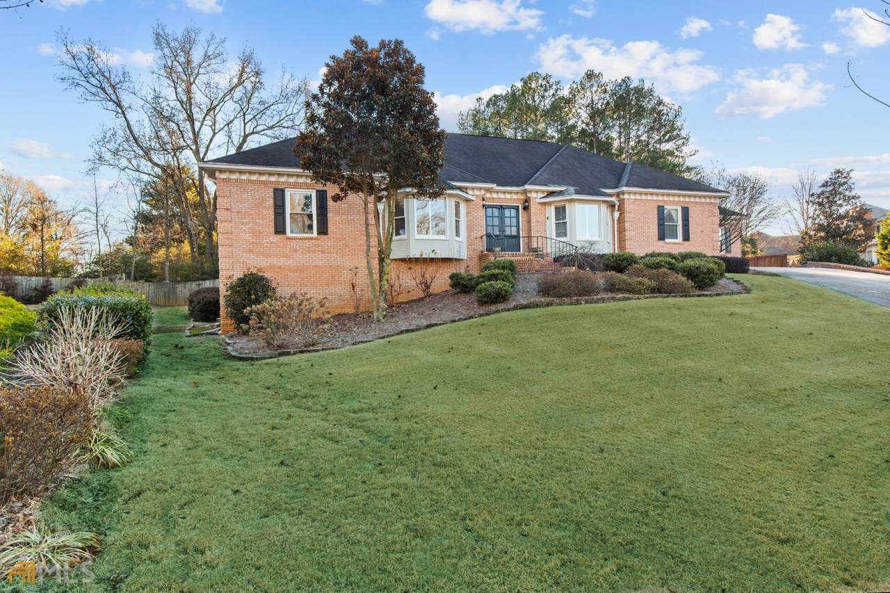 1535 Blyth Walk - Photo 1