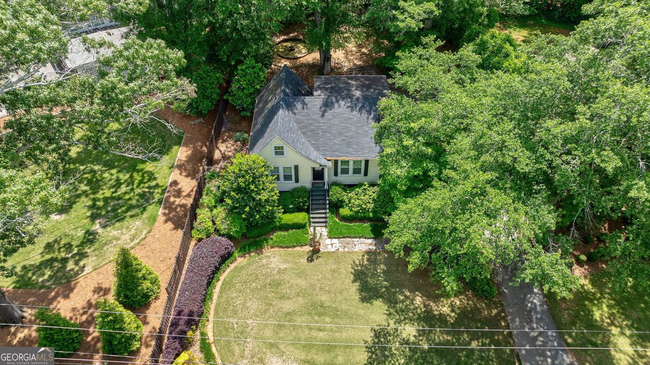 465 Springdale Street - Photo 1