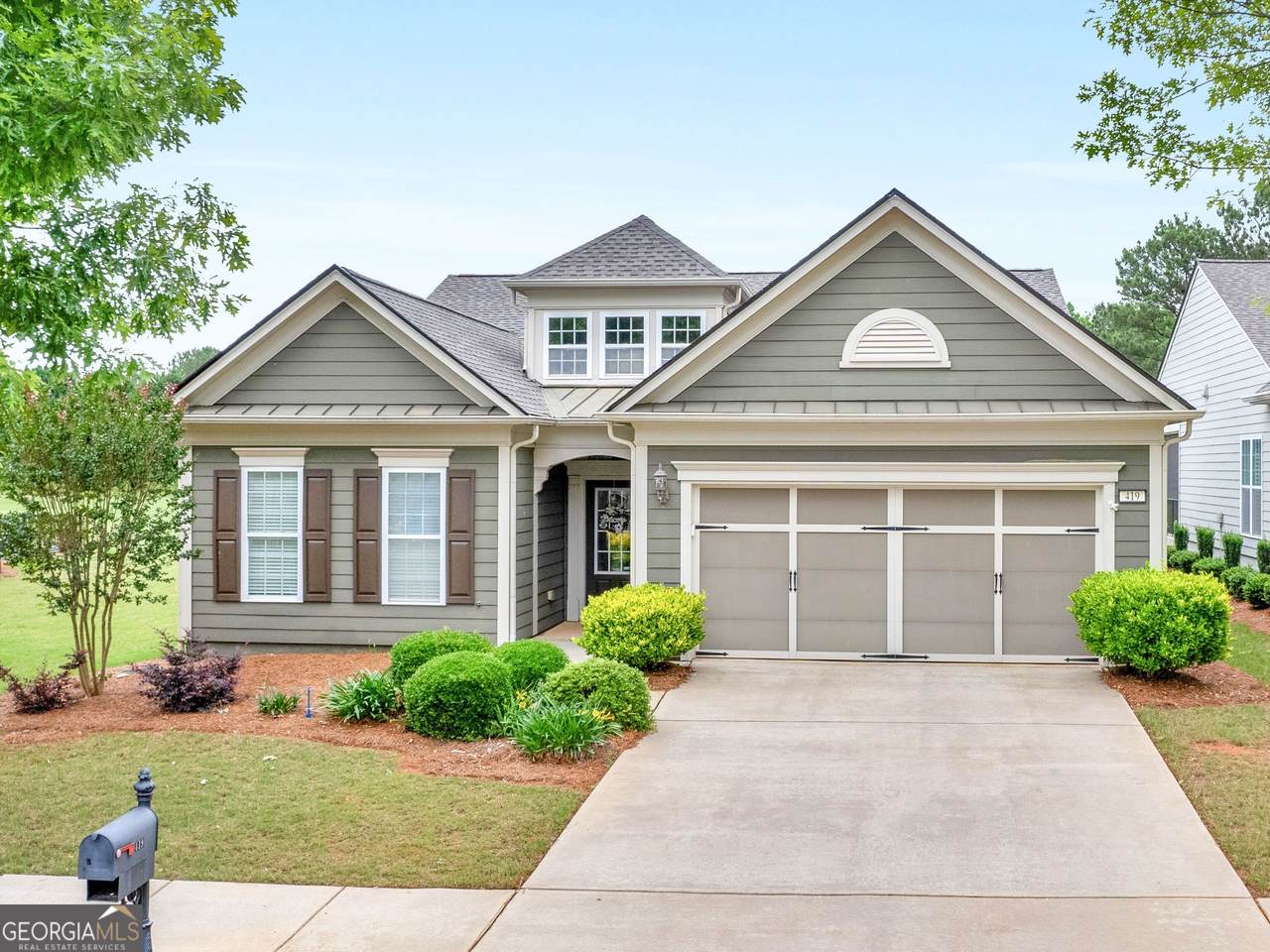 419 Beacon Court - Photo 1