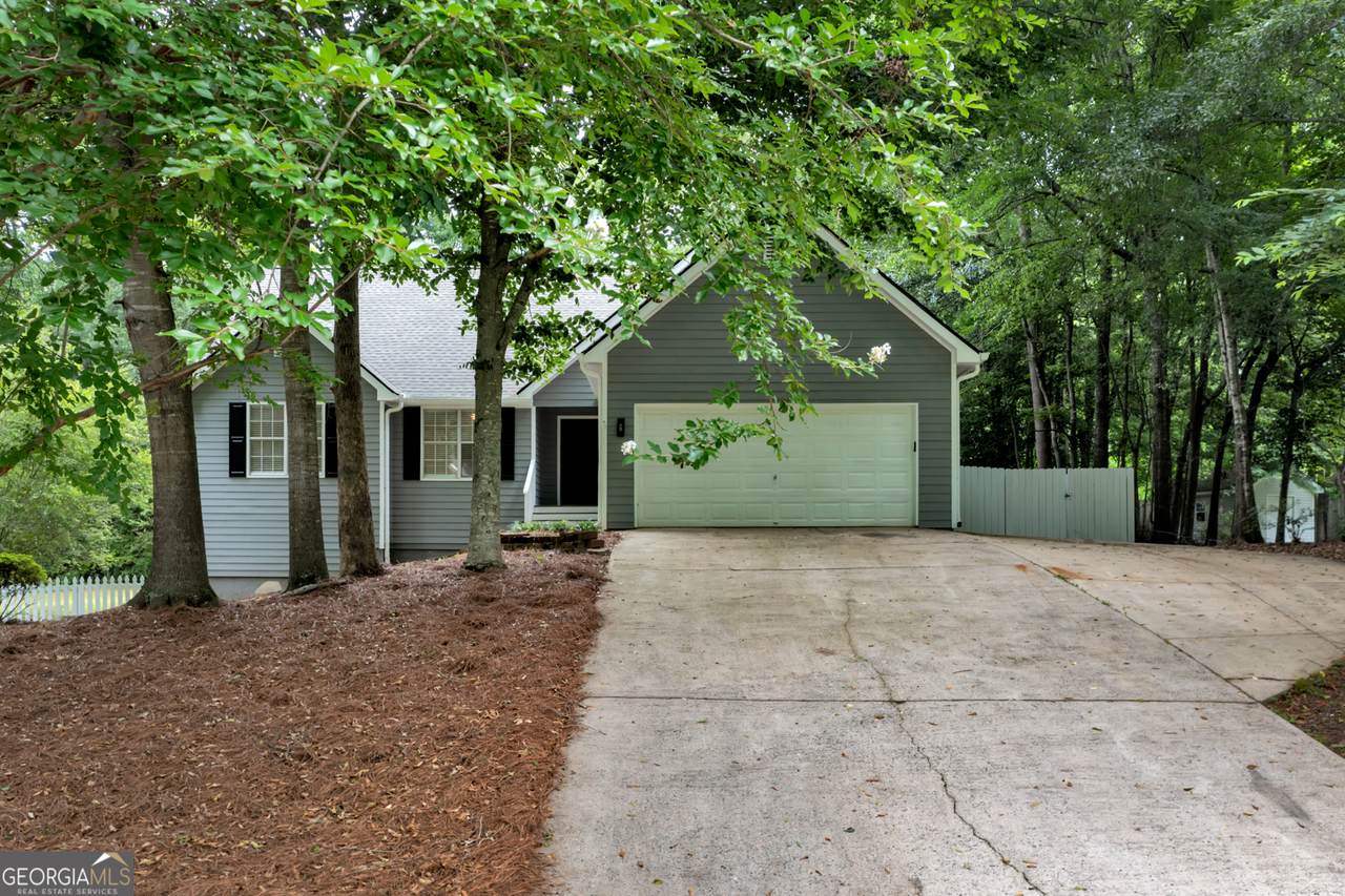 5830 Shannon Drive - Photo 1