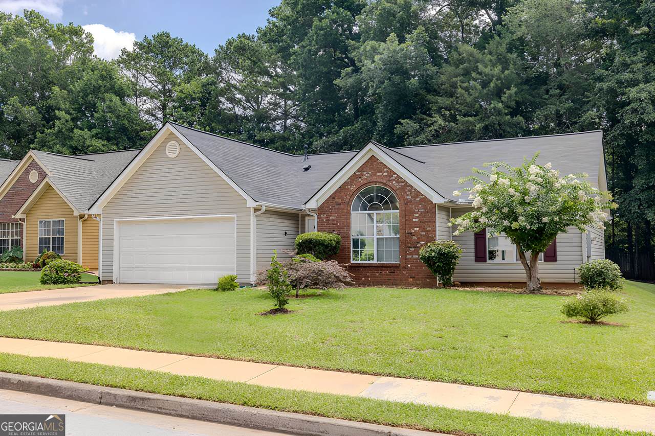 334 Shadetree Lane - Photo 1
