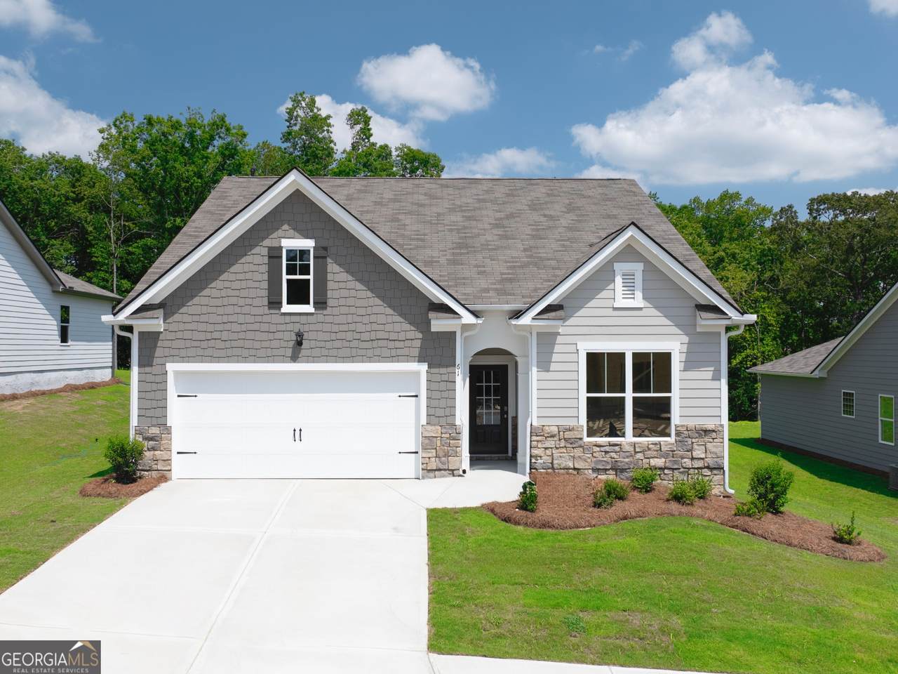 61 Majestic Oak Circle - Photo 1