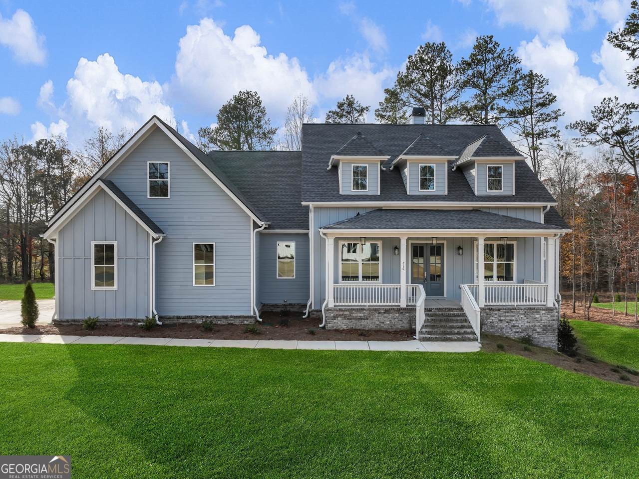 216 Ewing Way - Photo 1