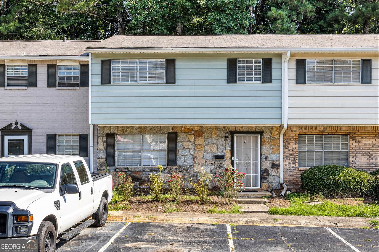 4701 Flat Shoals Road - Photo 1