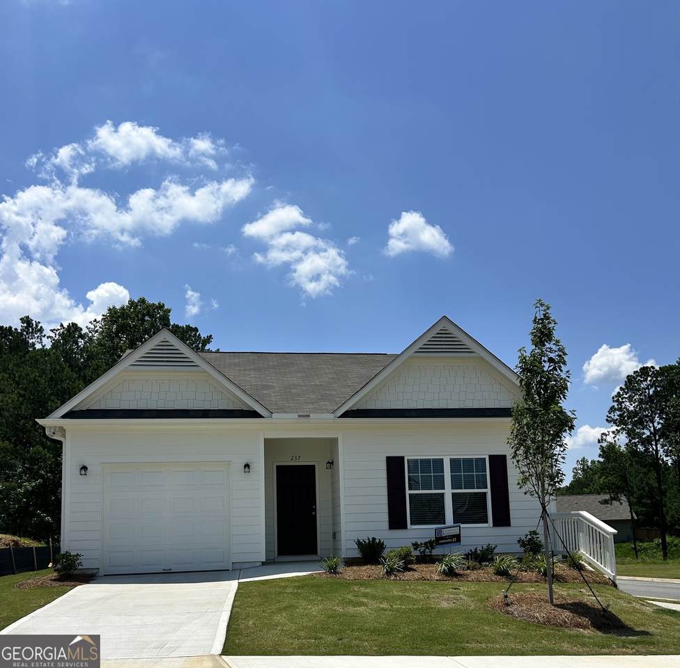 237 Hydrangea Court - Photo 1