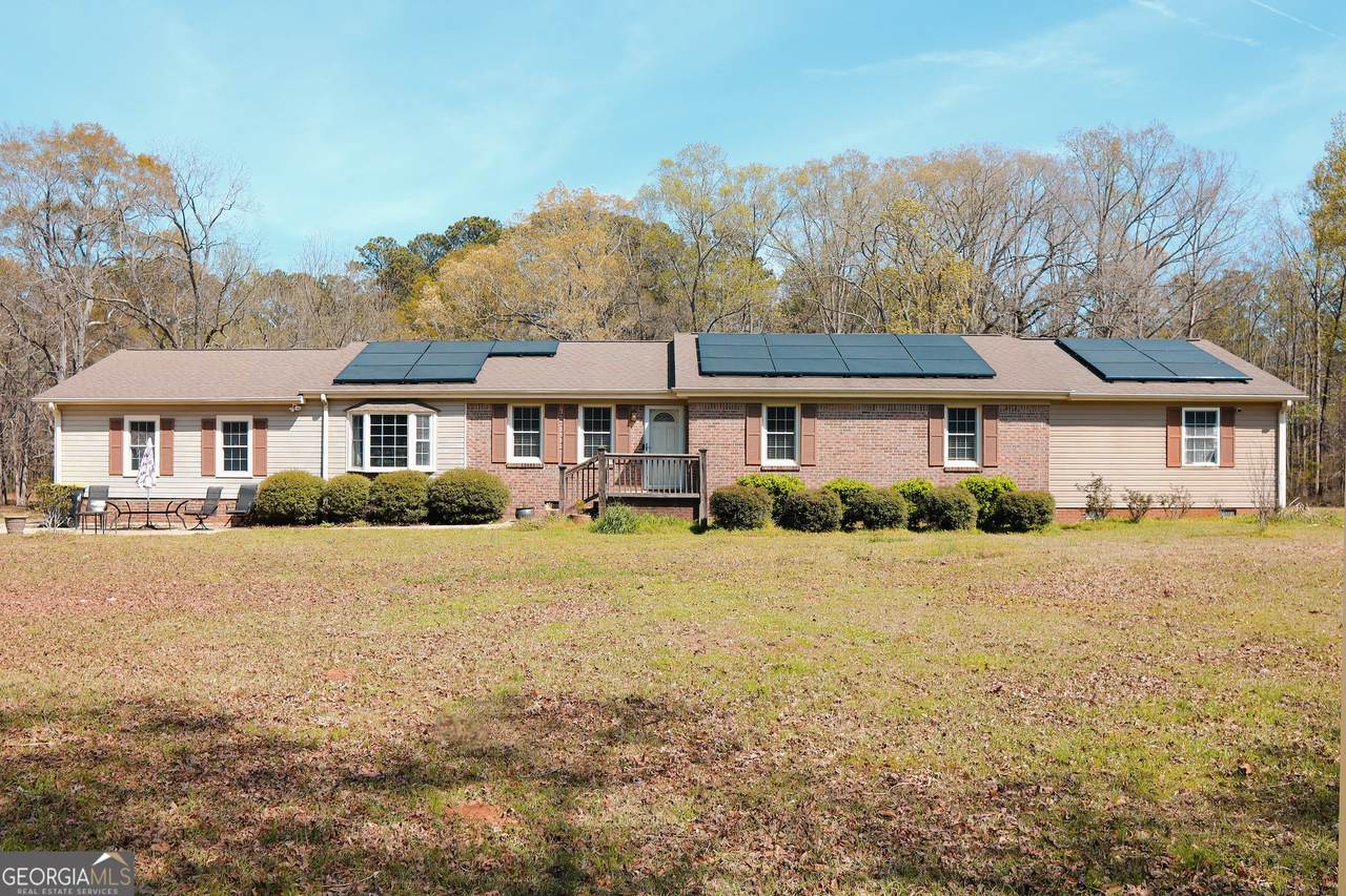 726 Waller Road - Photo 1