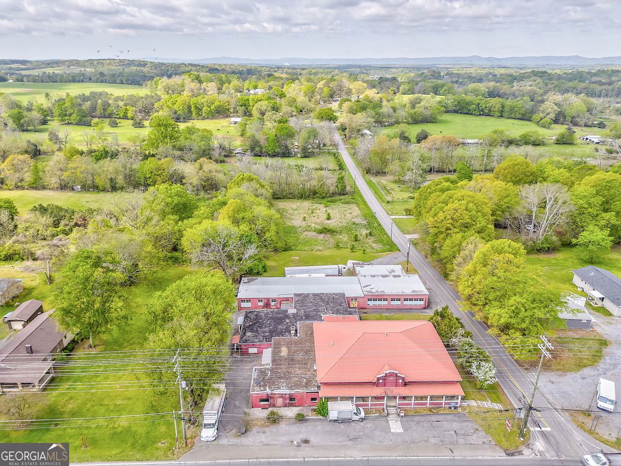 285 Highway 225 - Photo 1