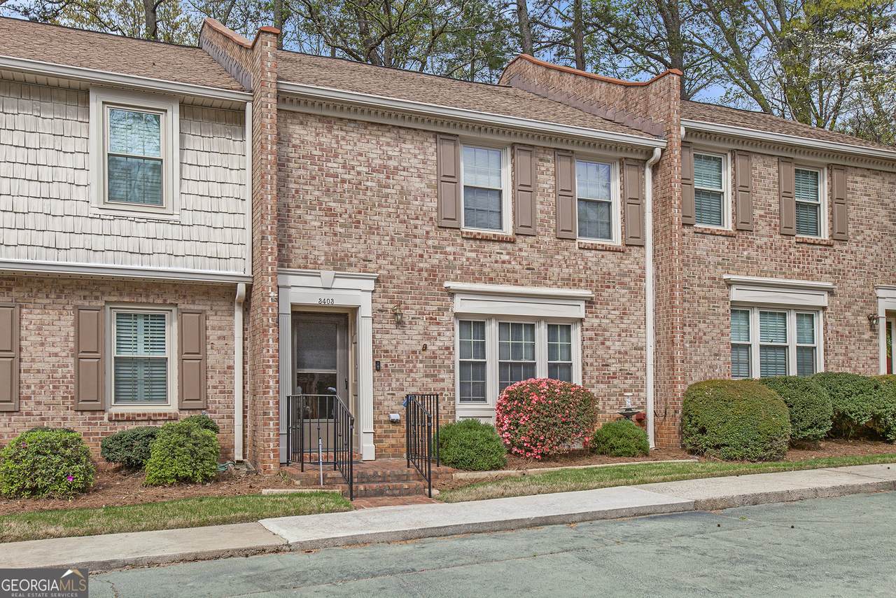 3403 Ashwood Lane - Photo 1