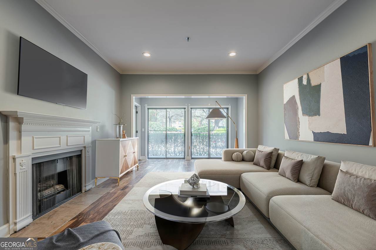2921 Lenox Road - Photo 1