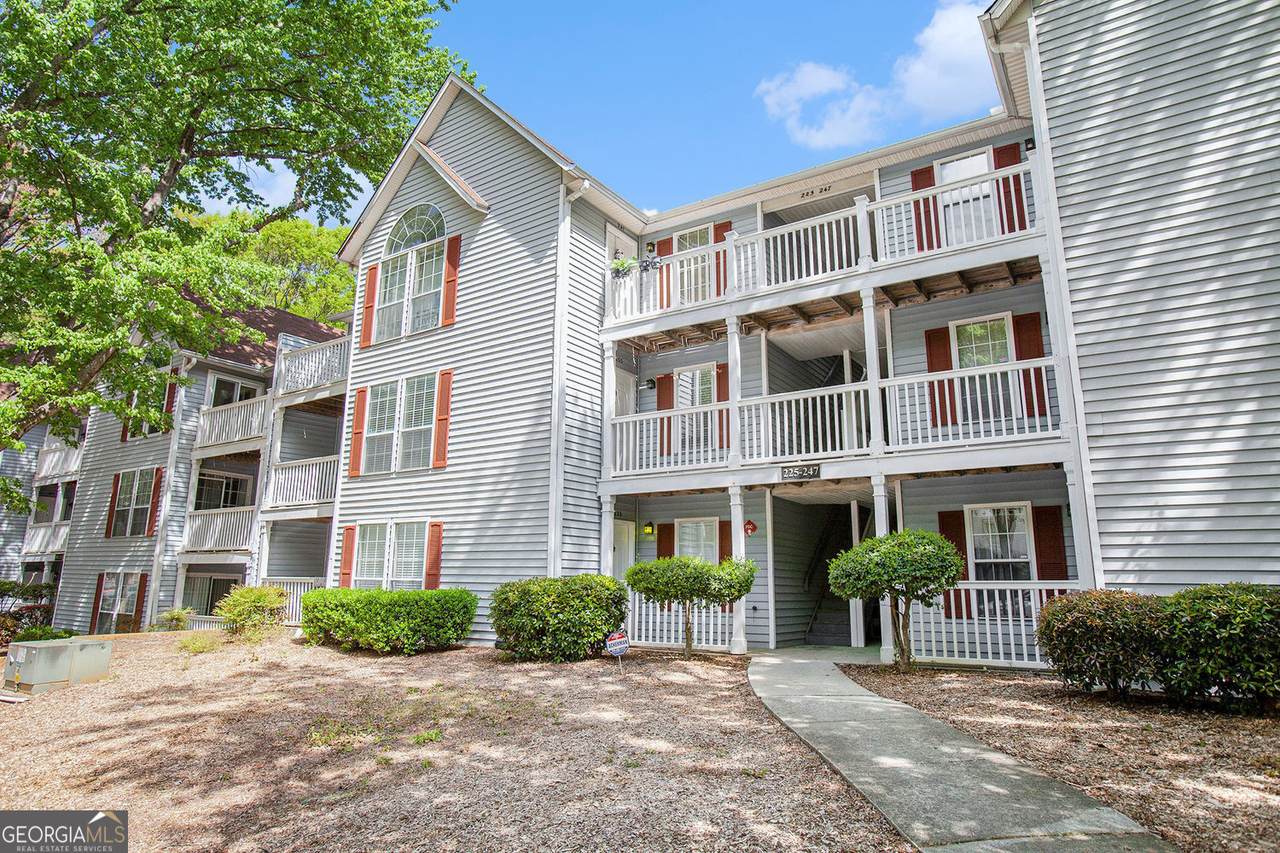 233 Cobblestone Trail - Photo 1