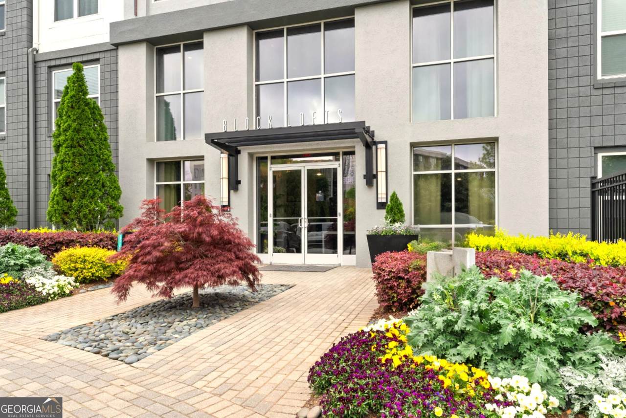 747 Ralph Mcgill Boulevard - Photo 1